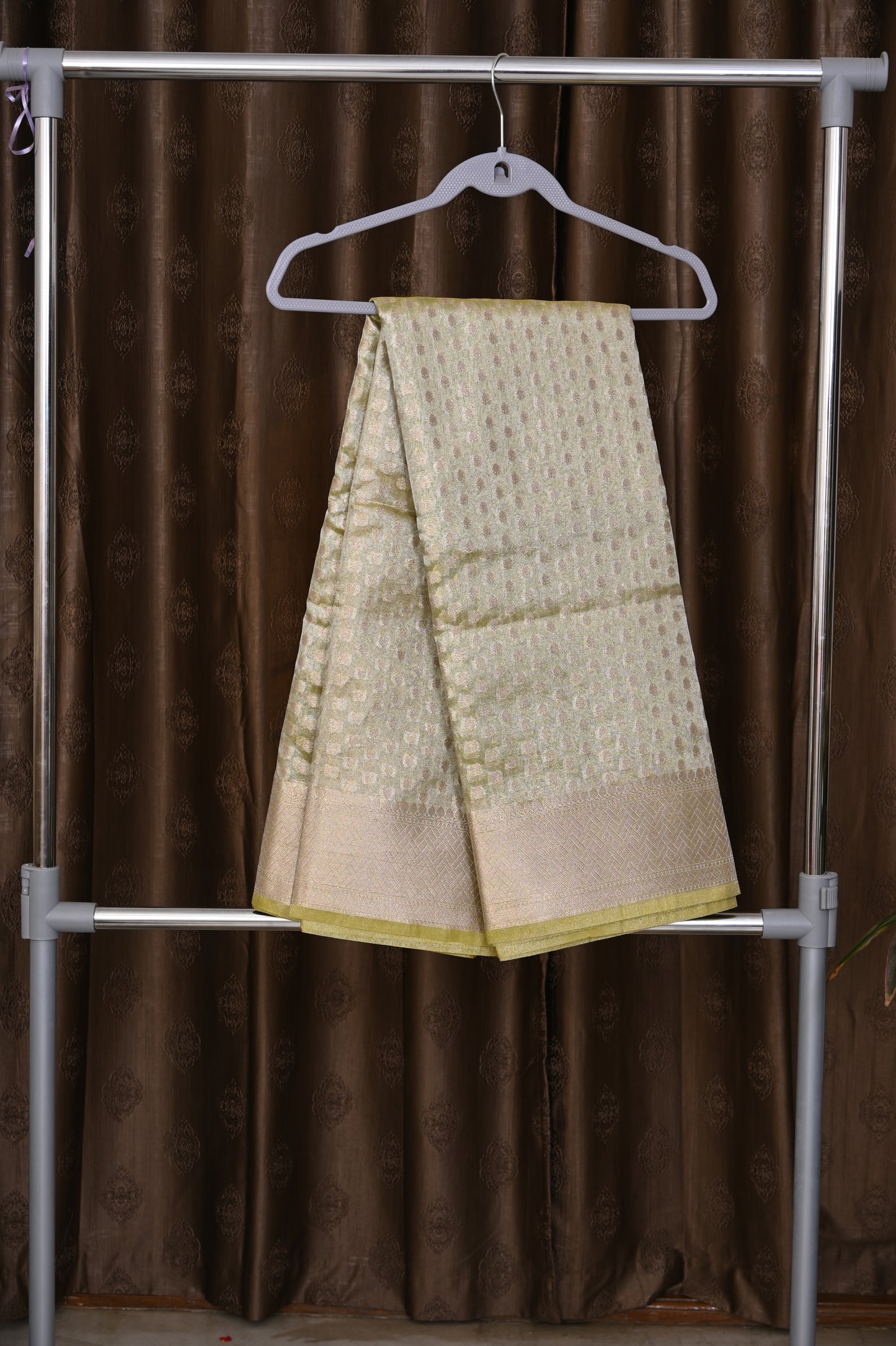 BANARASI TISSUE - MNM - 17