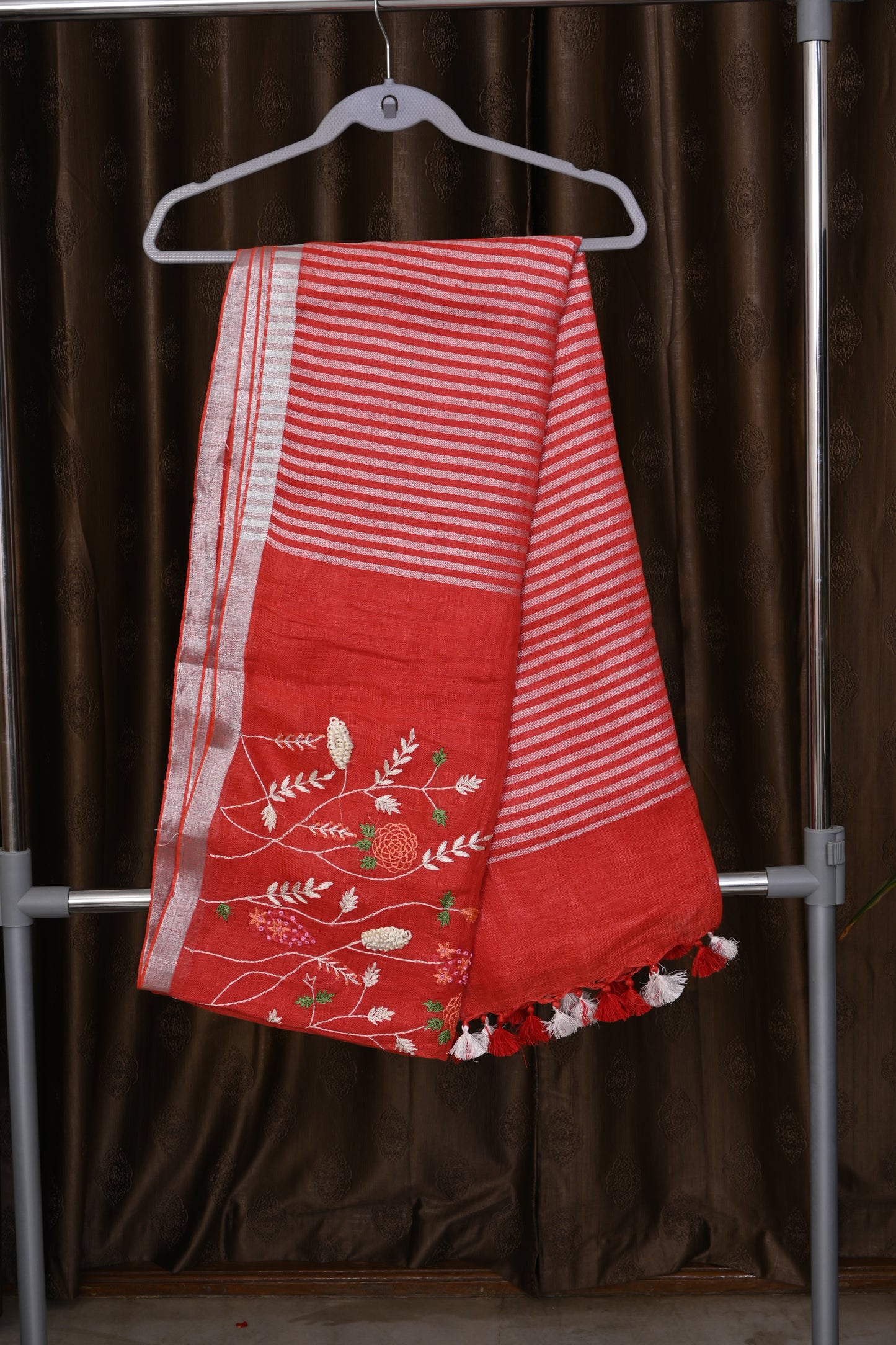 LINEN HAND EMBROIDERY - MNM - 10